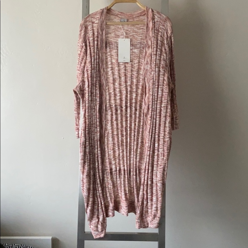 NWT Zara W/B knit cardigan